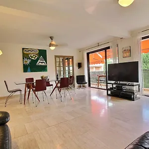 Lei Tapenie Par Dodo-a-cassis Apartment Cassis