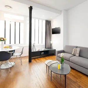 De Charme A Montmartre Apartment Paris